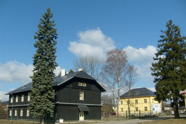 02-obeE423A472-BB65-7624-E060-8F34A255F053.jpg